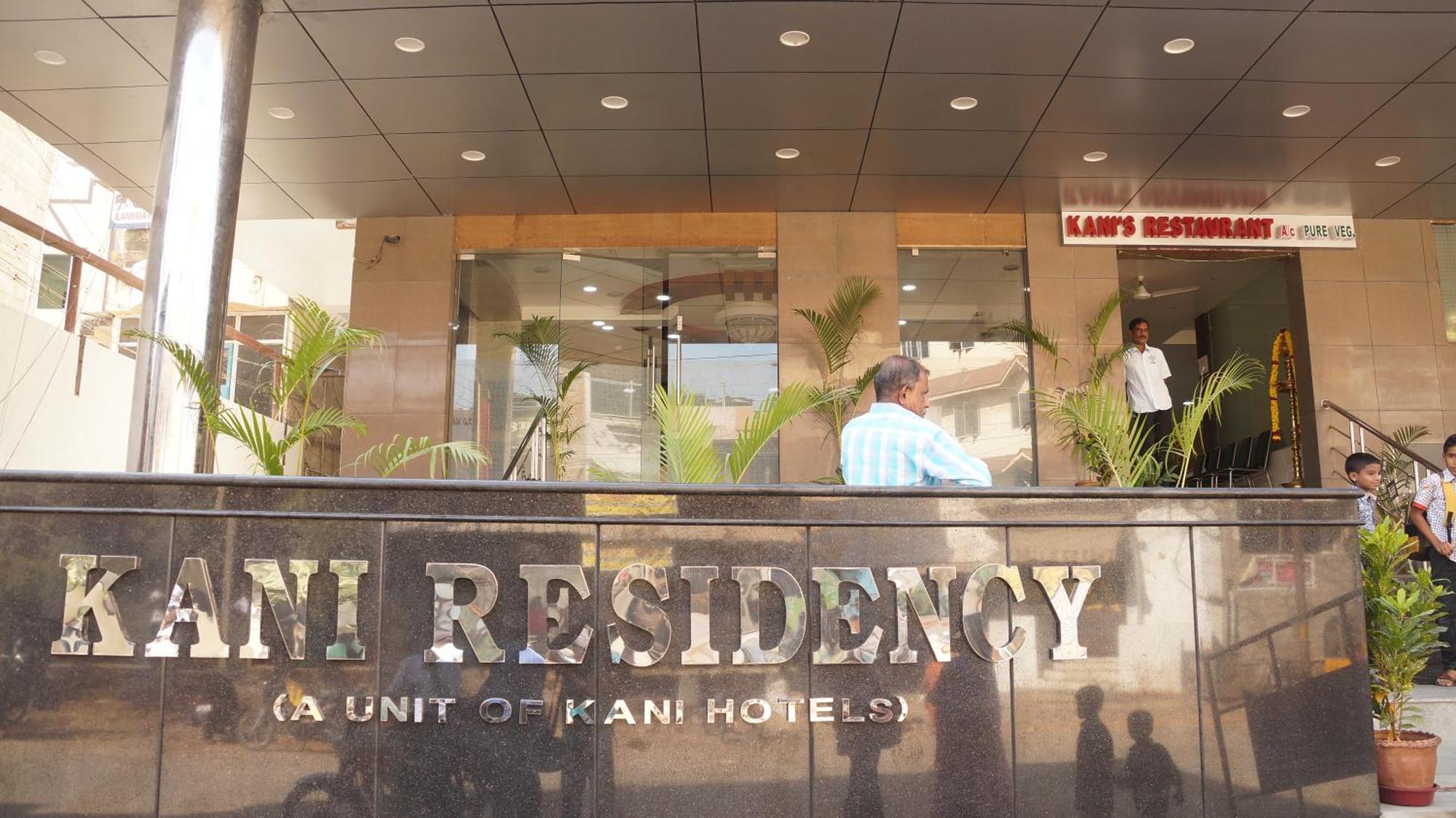Kani Residency Hotel Thoothukudi Bagian luar foto