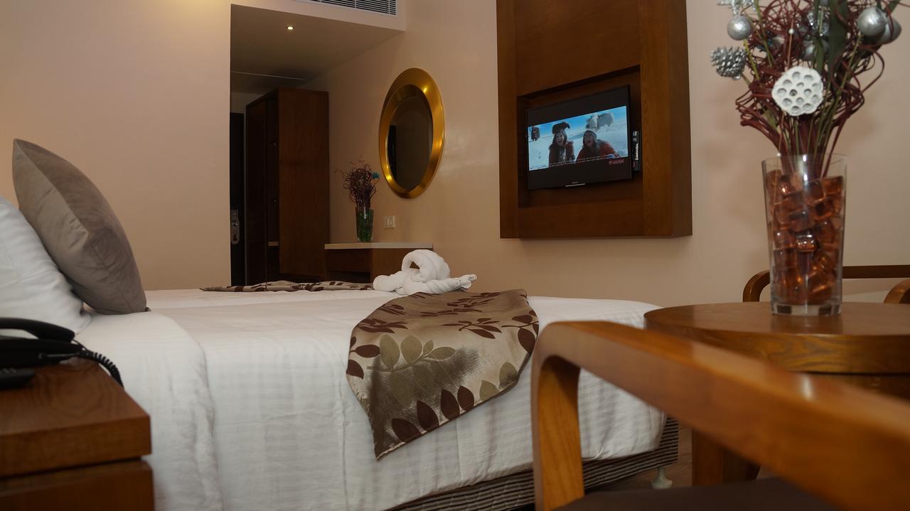 Kani Residency Hotel Thoothukudi Bagian luar foto