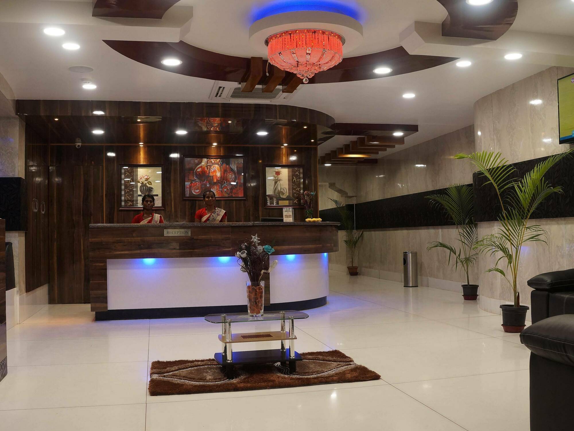 Kani Residency Hotel Thoothukudi Bagian luar foto